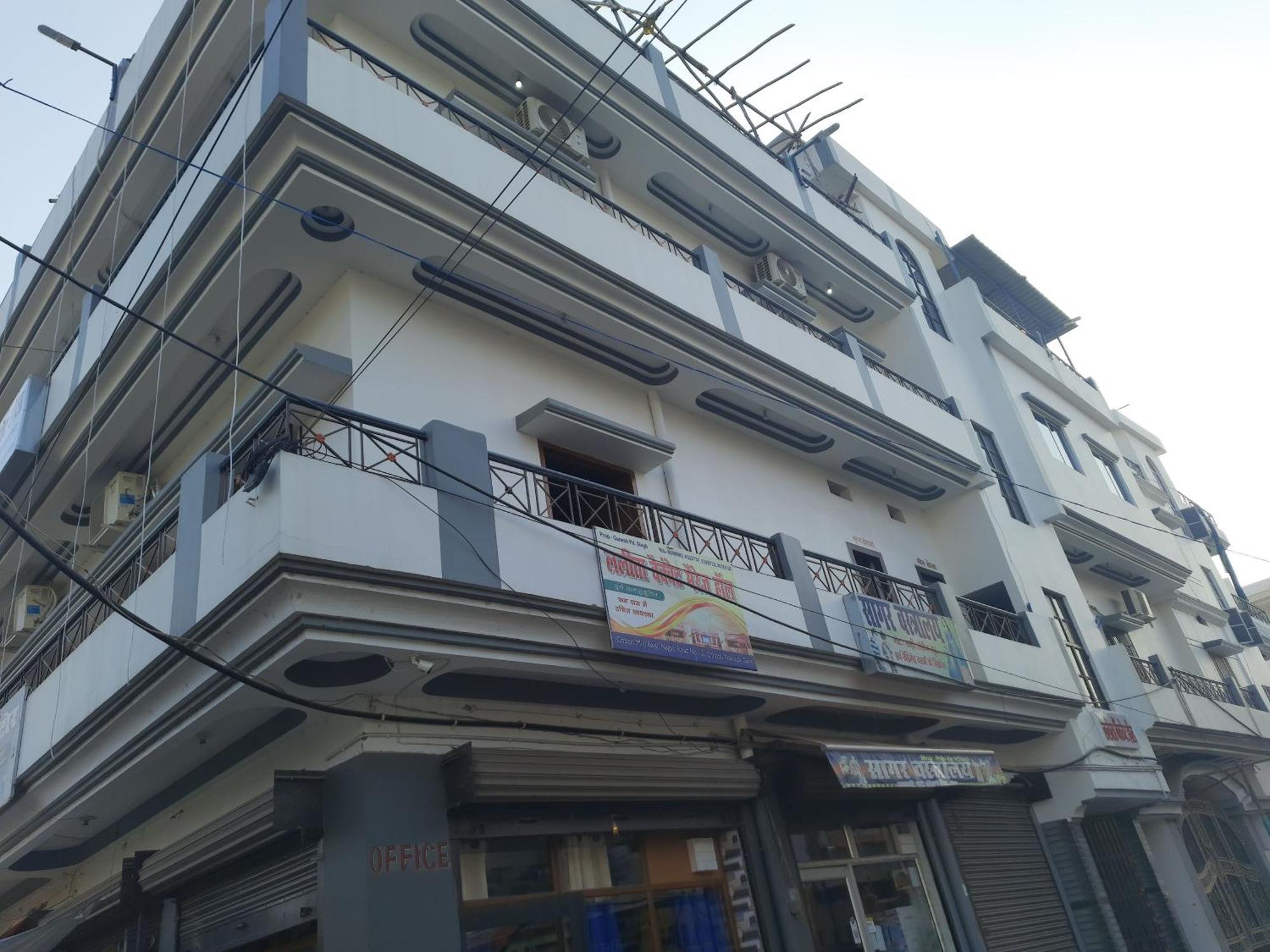 Lbh Hotel Gaya Exterior photo